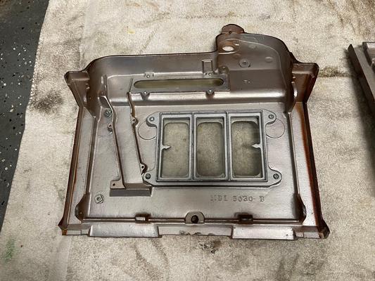 1930's Mills Brown Front Slot Machine Castings Image