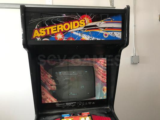 1979 Atari Asteroids Stand Up Arcade Game Image