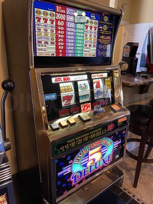 1993 IGT Five Times Pay Deluxe Slot Machine Image