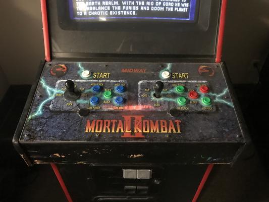 1993 Midway Mortal Kombat II Upright Arcade Machine Image