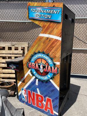 1994 Midway NBA Jam Tournament Edition Arcade Cabinet Image