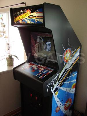 1979 Atari Asteroids Stand Up Arcade Game Restored Image