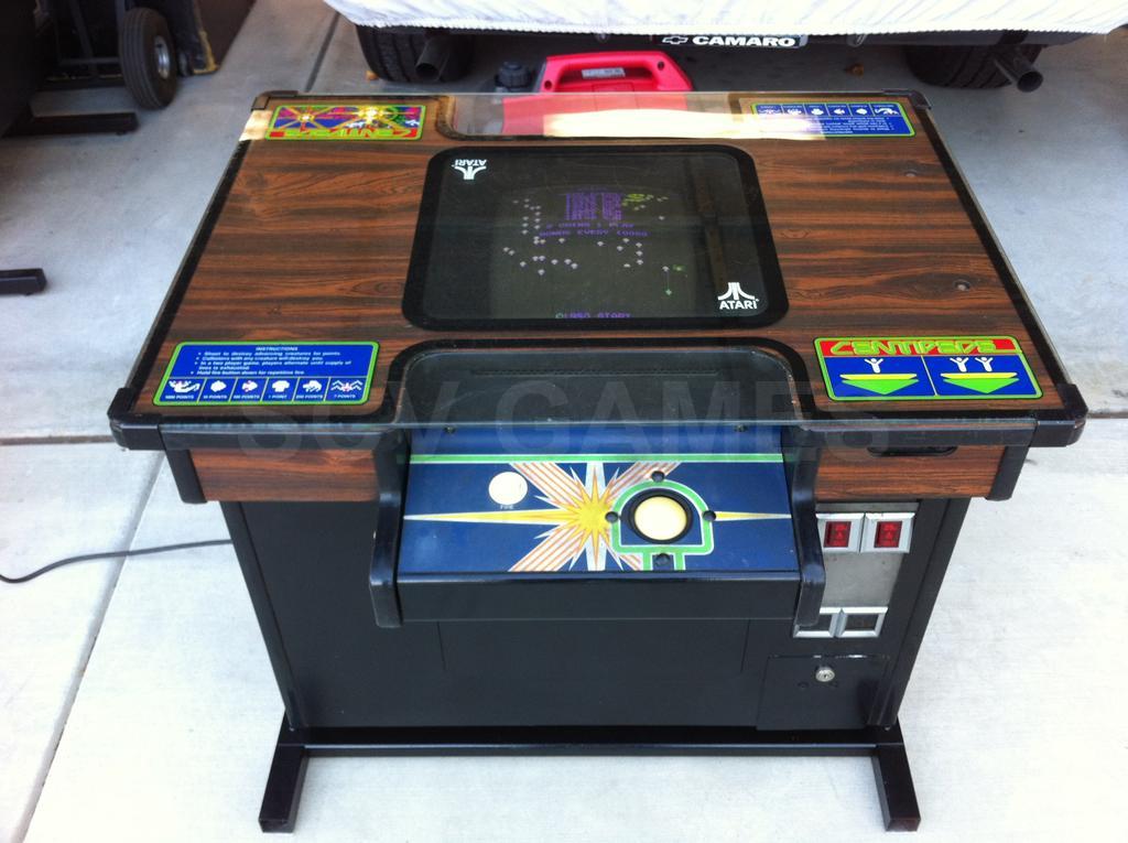 1980 Atari Centipede Cocktail Arcade Game