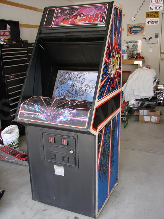 1980 Atari Tempest Stand Up Arcade Game Cabinet