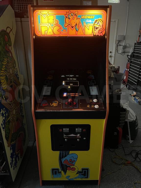 1980 Midway Pac-Man Upright Arcade Machine