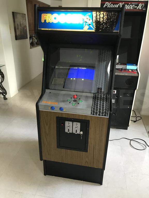 1981 Sega Frogger Upright Arcade Machine