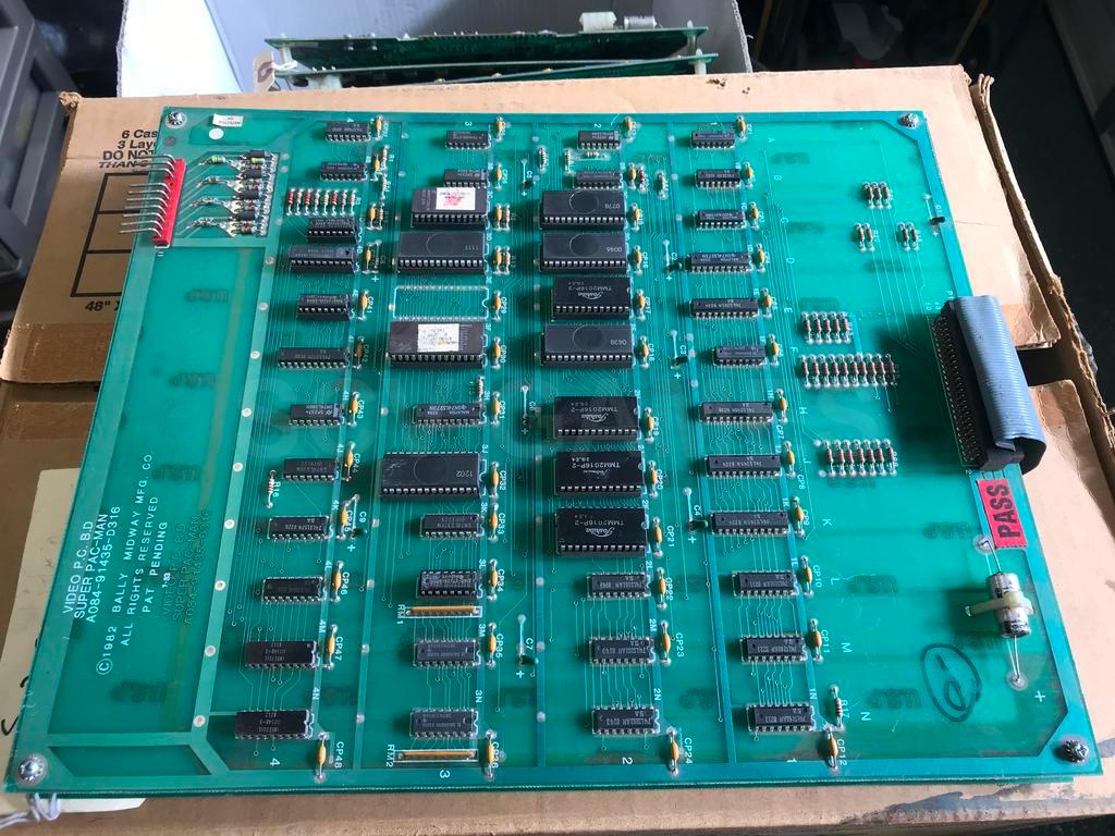 1982 Midway Super Pac-Man PCB Arcade Game Board Set
