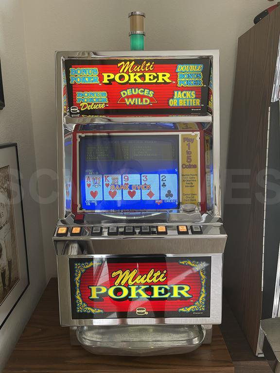 1991 IGT Multi Poker 5 Coin 25 Cent Machine