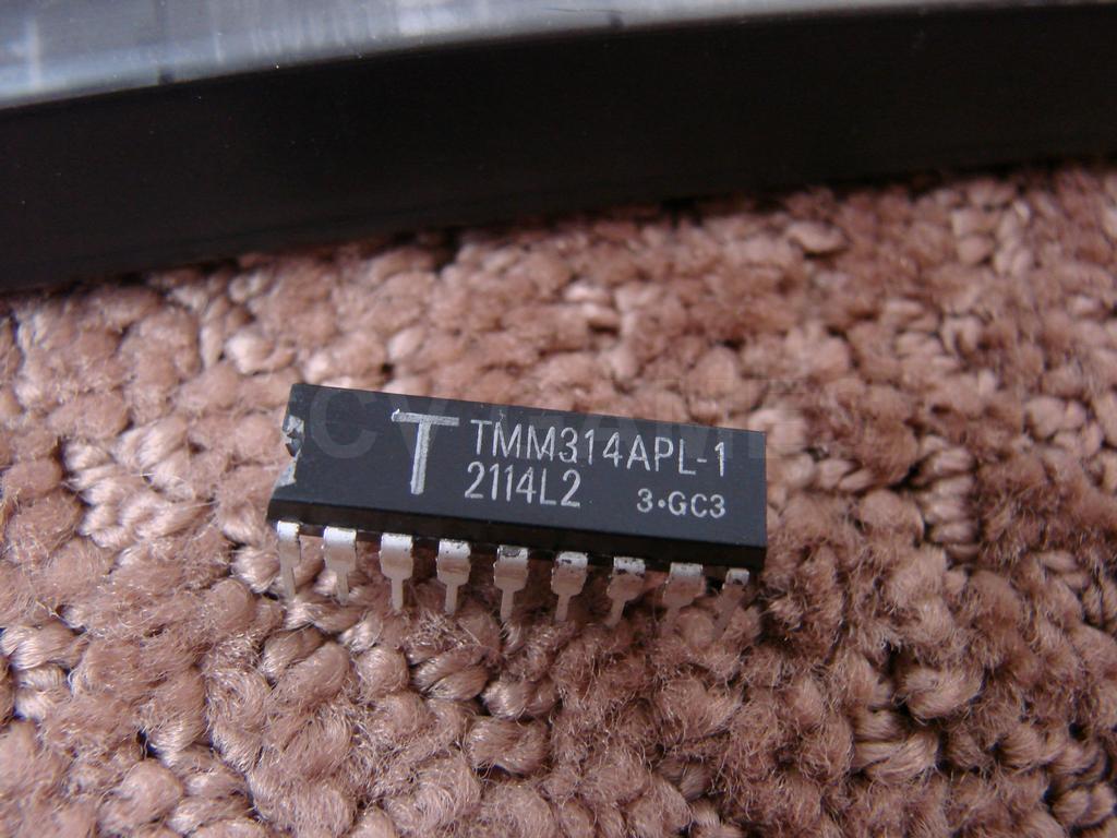 Toshiba 2114 RAM Chip